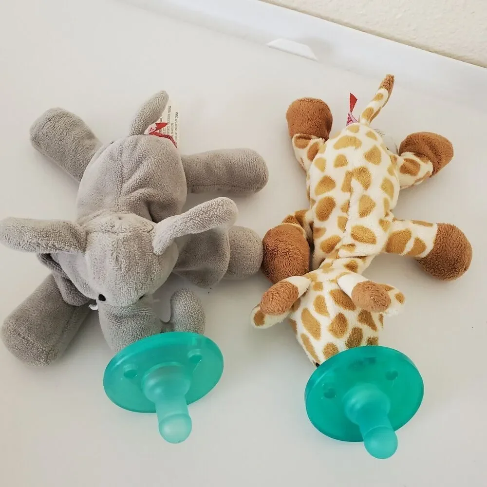 WubbaNub Cribmates Pacifier Holder Lot Giraffe Elephant Plush Baby Soother 3pc